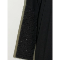 Bluzka Oversize czarna z błyszczącym panelem - boucle